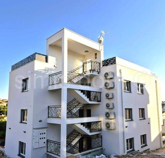 Apartman na moru, Prodaja, Okrug, Okrug Gornji