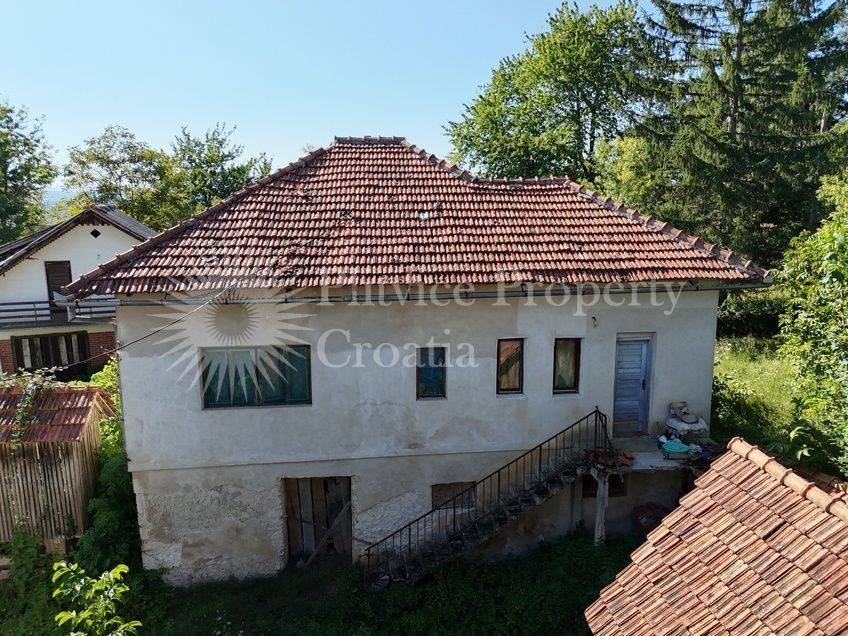 Obiteljska kuća, Prodaja, Slunj, Veljun