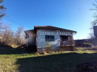 Obiteljska kuća, Prodaja, Slunj, Veljun