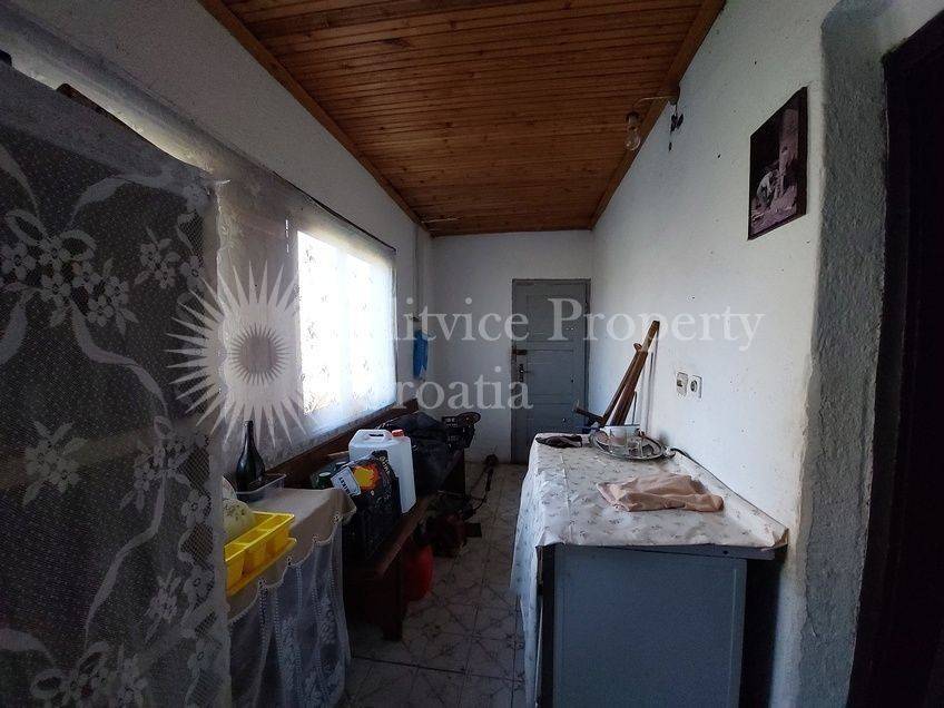 Obiteljska kuća, Prodaja, Slunj, Veljun