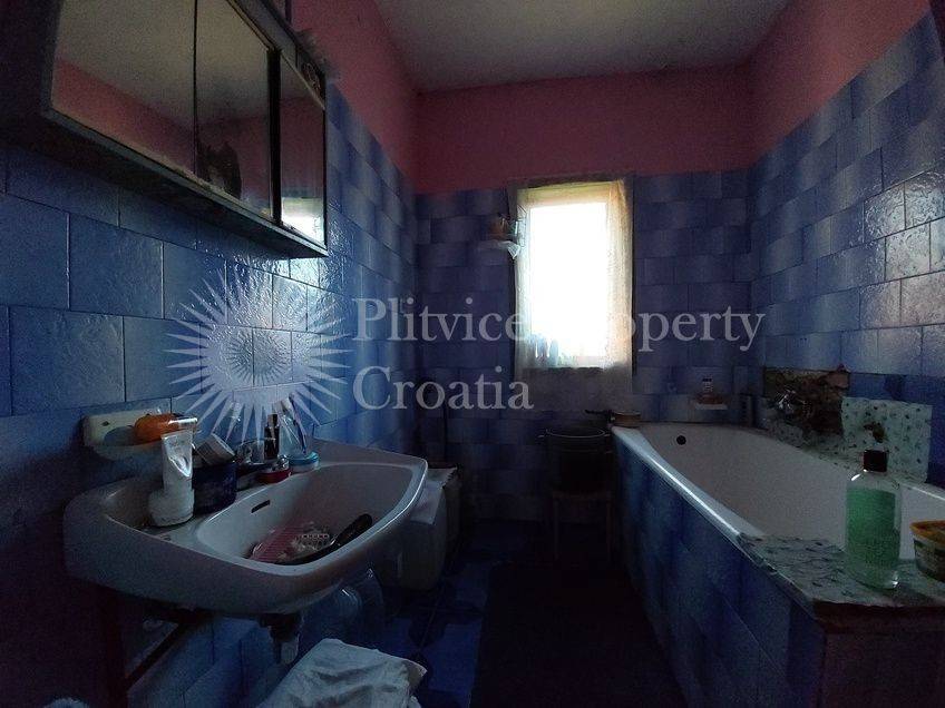 Obiteljska kuća, Prodaja, Slunj, Veljun