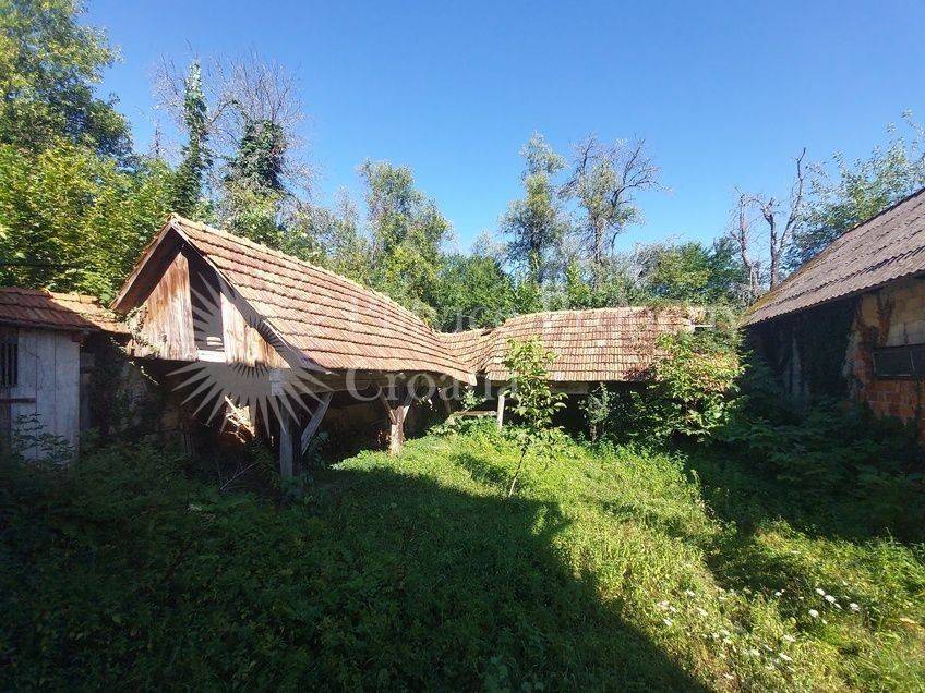 Obiteljska kuća, Prodaja, Slunj, Veljun