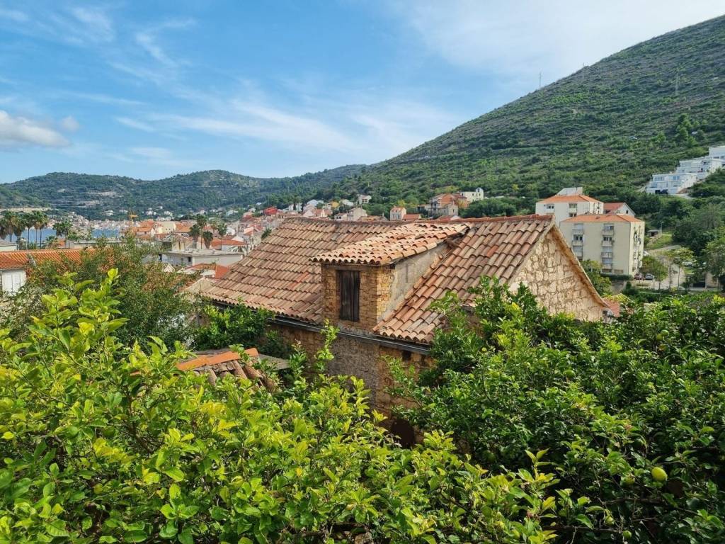 Kamena kuća, Prodaja, Vis, Vis
