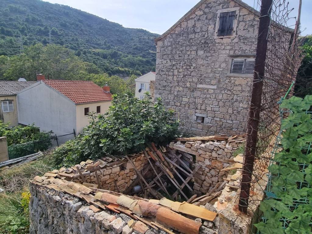 Kamena kuća, Prodaja, Vis, Vis