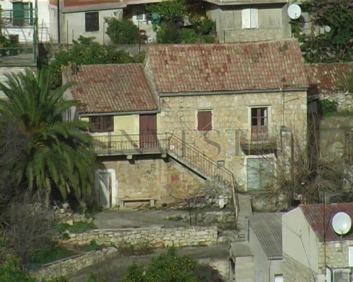 Kamena kuća, Prodaja, Vis, Vis