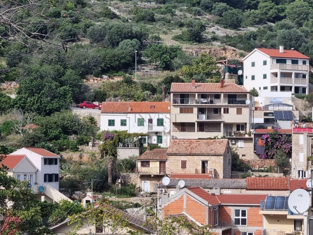 Kamena kuća, Prodaja, Vis, Vis