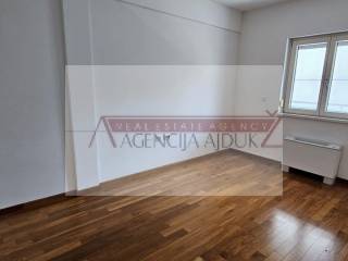 Stan u zgradi, Prodaja, Zadar, Zadar