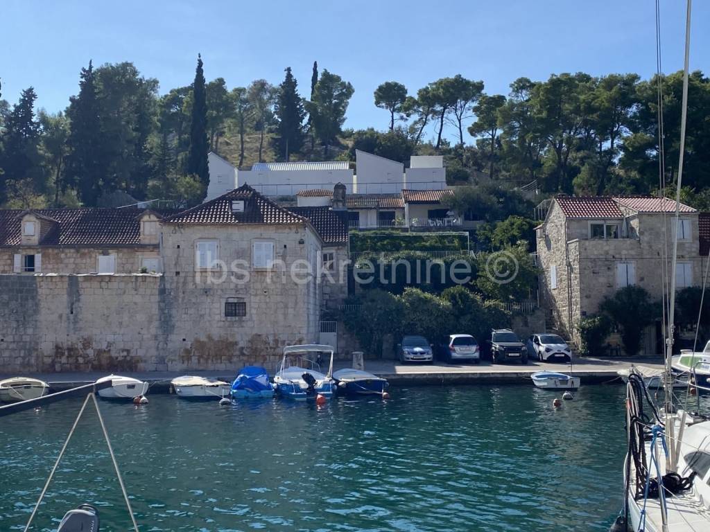 Luksuzna vila, Prodaja, Sutivan, Sutivan
