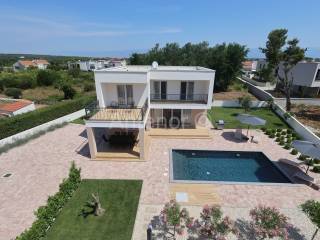 Vila, Prodaja, Nin, Zaton