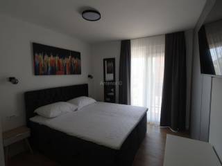 Vila, Prodaja, Nin, Zaton