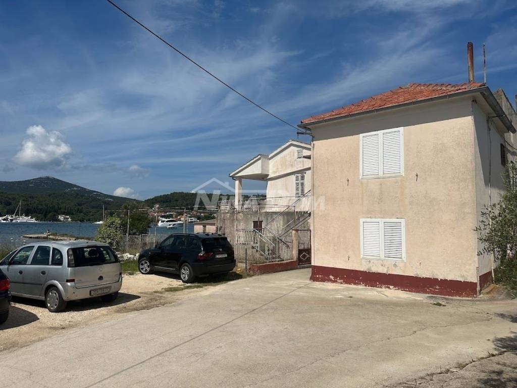 Kuća na moru, Prodaja, Preko, Sutomišćica
