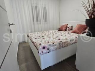 Apartman na moru, Prodaja, Okrug, Okrug Gornji