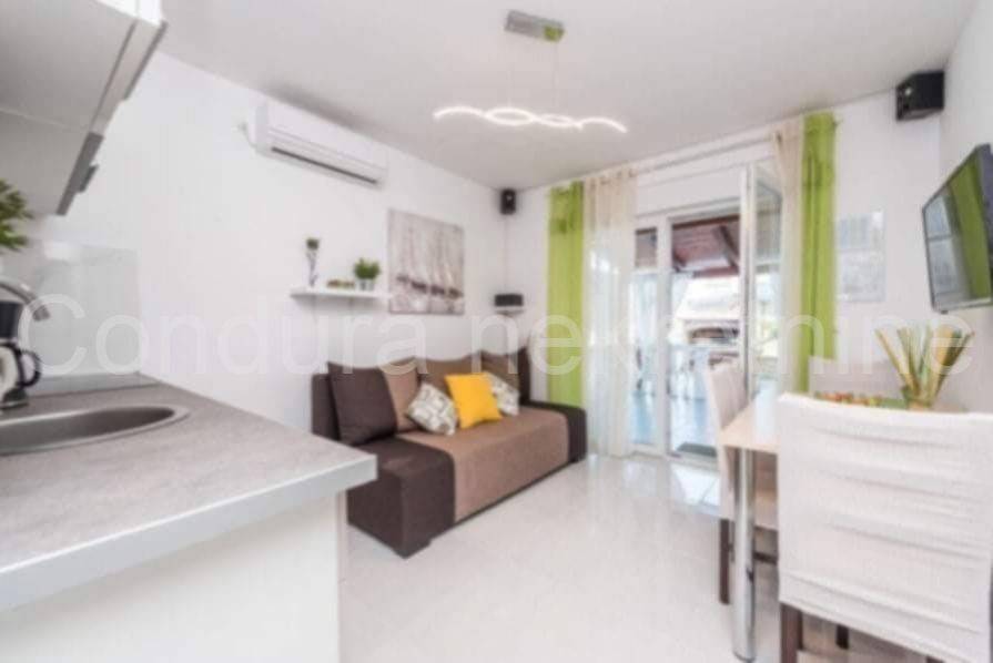 Apartman na moru, Prodaja, Vir, Vir