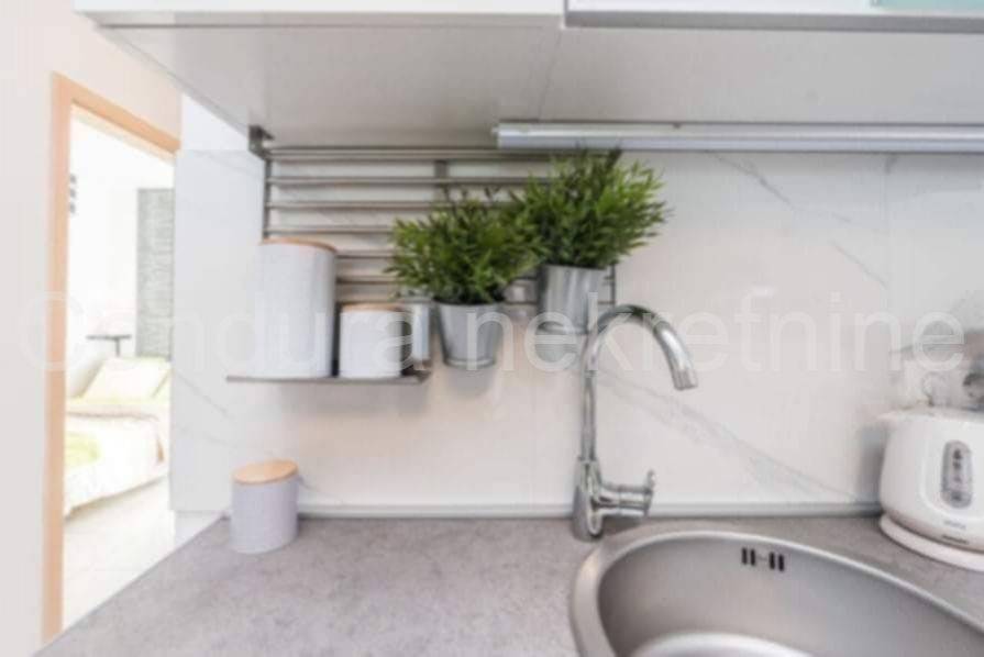 Apartman na moru, Prodaja, Vir, Vir
