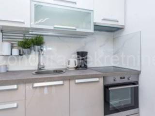 Apartman na moru, Prodaja, Vir, Vir