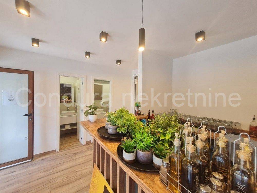 Stambeno poslovni objekt, Prodaja, Vir, Vir