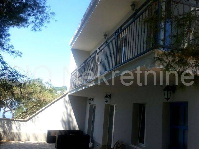 Građevinsko - ugostiteljsko turistička zona, Prodaja, Jelsa, Gdinj