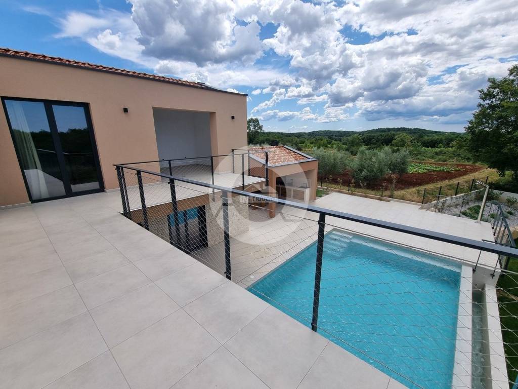 Vila, Prodaja, Višnjan, Višnjan