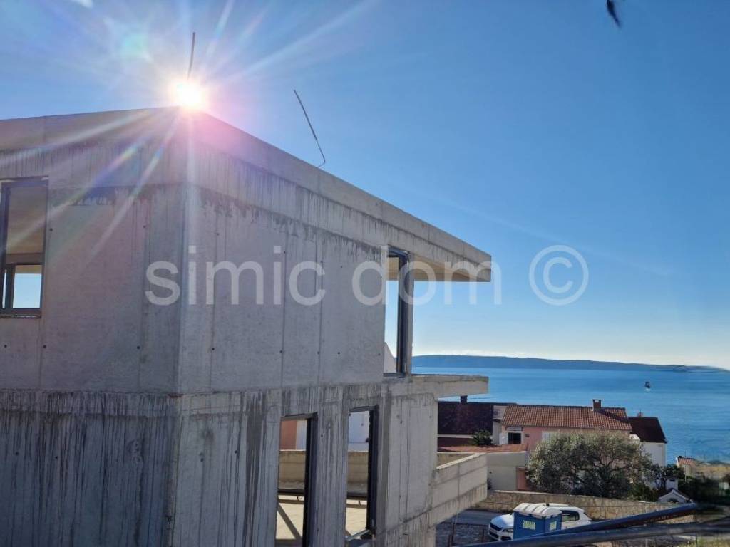 Apartman na moru, Prodaja, Okrug, Okrug Gornji