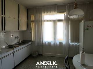 Stan u zgradi, Prodaja, Split, Split