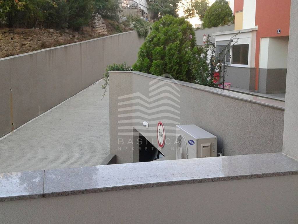 Stan u zgradi, Prodaja, Split, Split