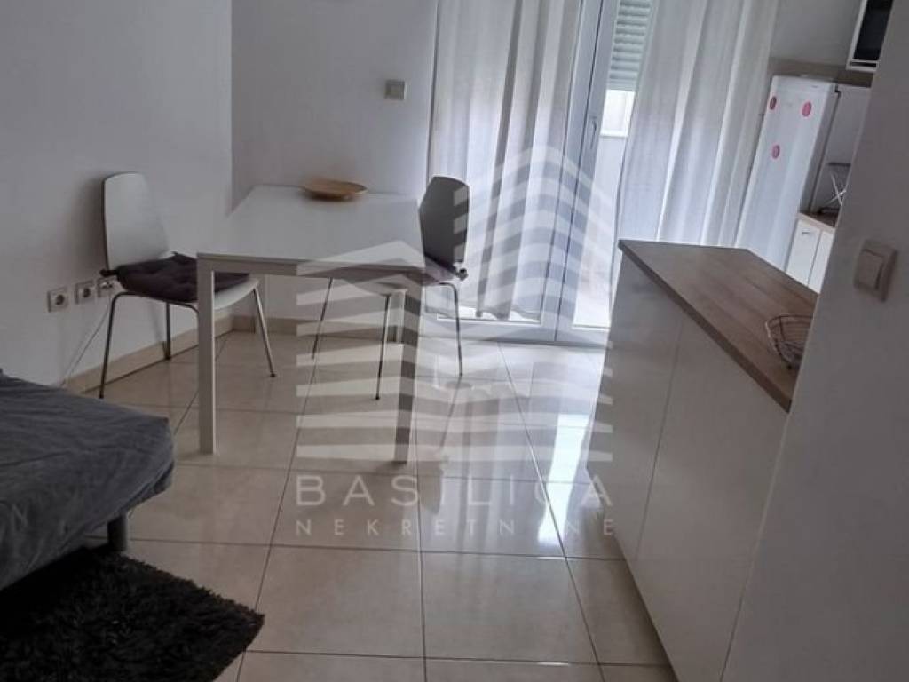 Stan u zgradi, Prodaja, Split, Split