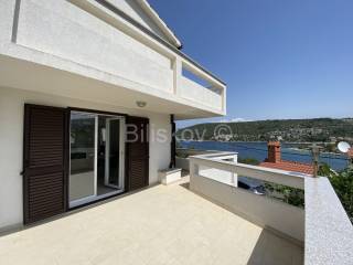 Samostojeća kuća, Prodaja, Trogir - Okolica, Drvenik Veliki