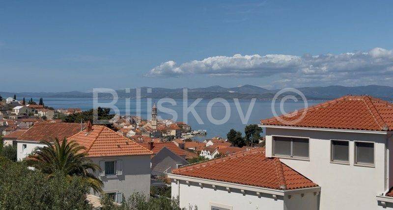 Samostojeća kuća, Prodaja, Sutivan, Sutivan