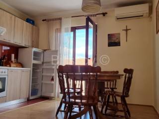 Stan u kući, Prodaja, Trogir - Okolica, Žedno