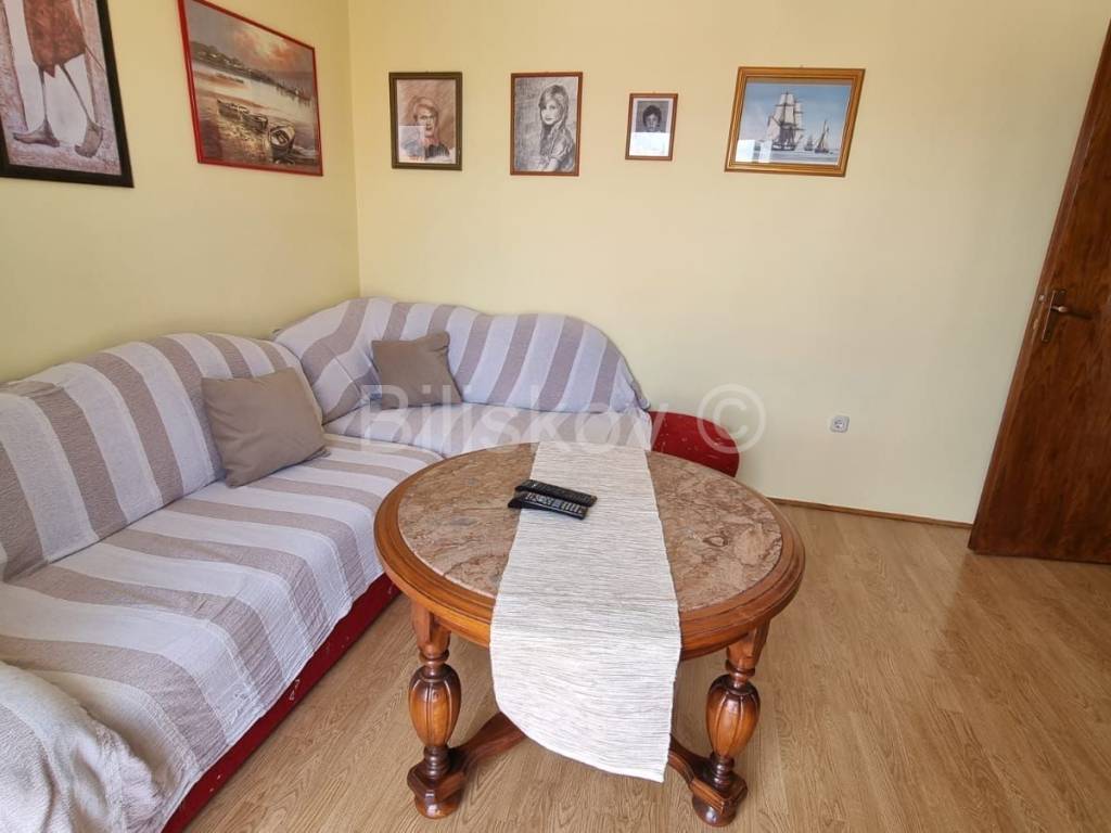Stan u kući, Prodaja, Trogir - Okolica, Žedno