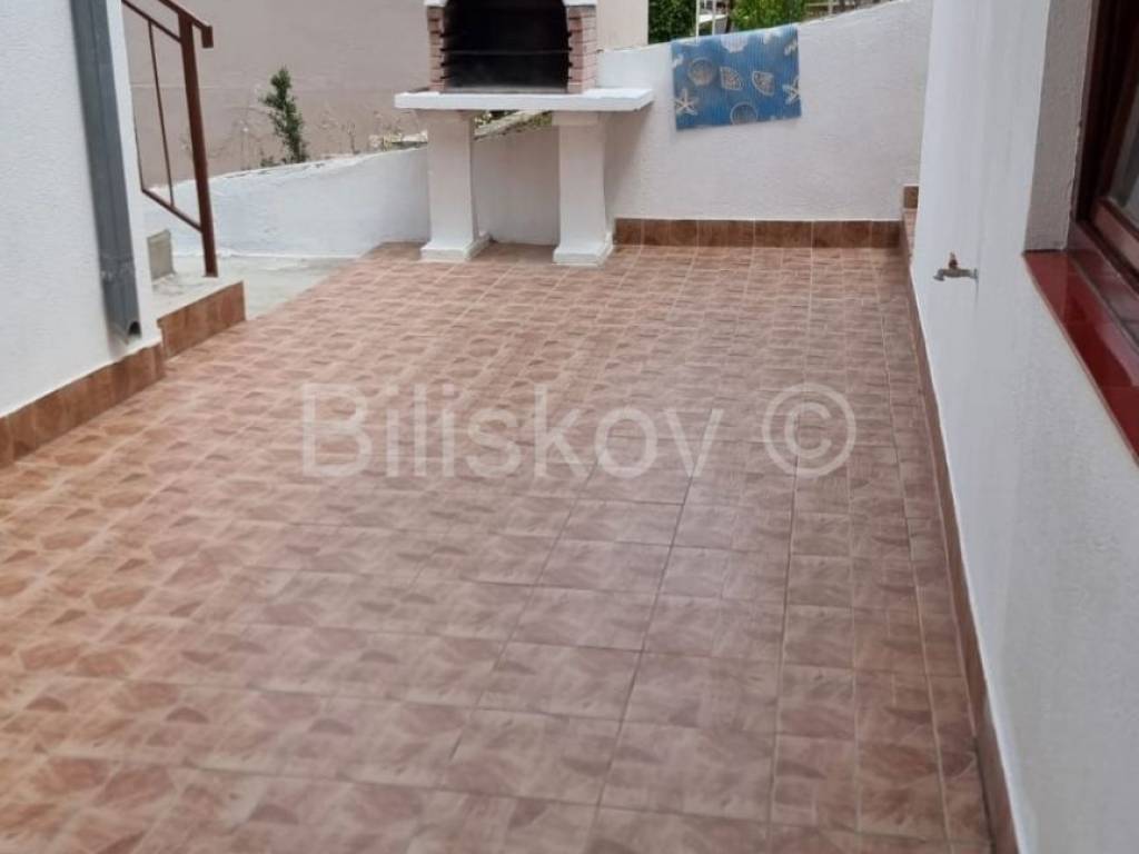 Stan u kući, Prodaja, Trogir - Okolica, Žedno