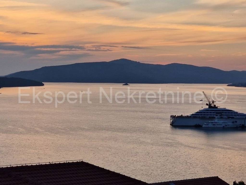 Apartmanska kuća, Prodaja, Trogir, Saldun