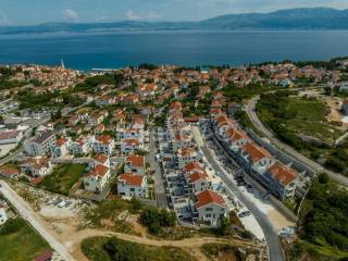 Stan u zgradi, Prodaja, Sutivan, Sutivan