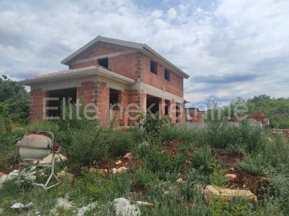Samostojeća kuća, Prodaja, Tinjan, Žužići