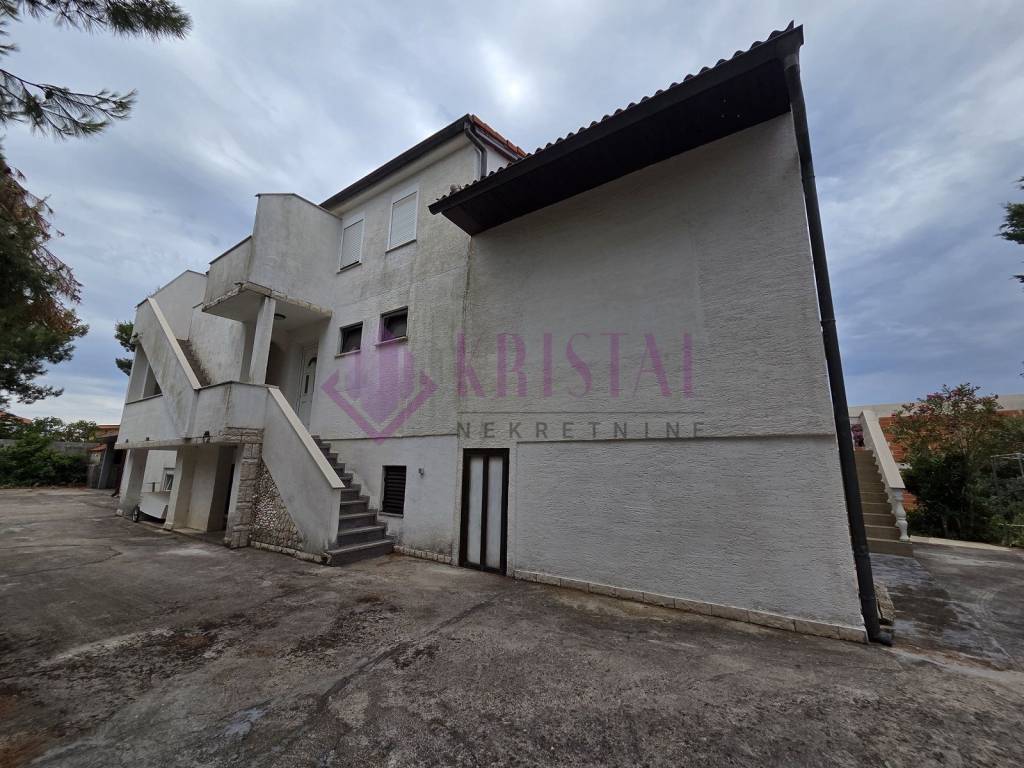 Apartmanska kuća, Prodaja, Novalja, Stara Novalja