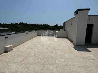 Stan u novogradnji, Prodaja, Okrug, Okrug Gornji