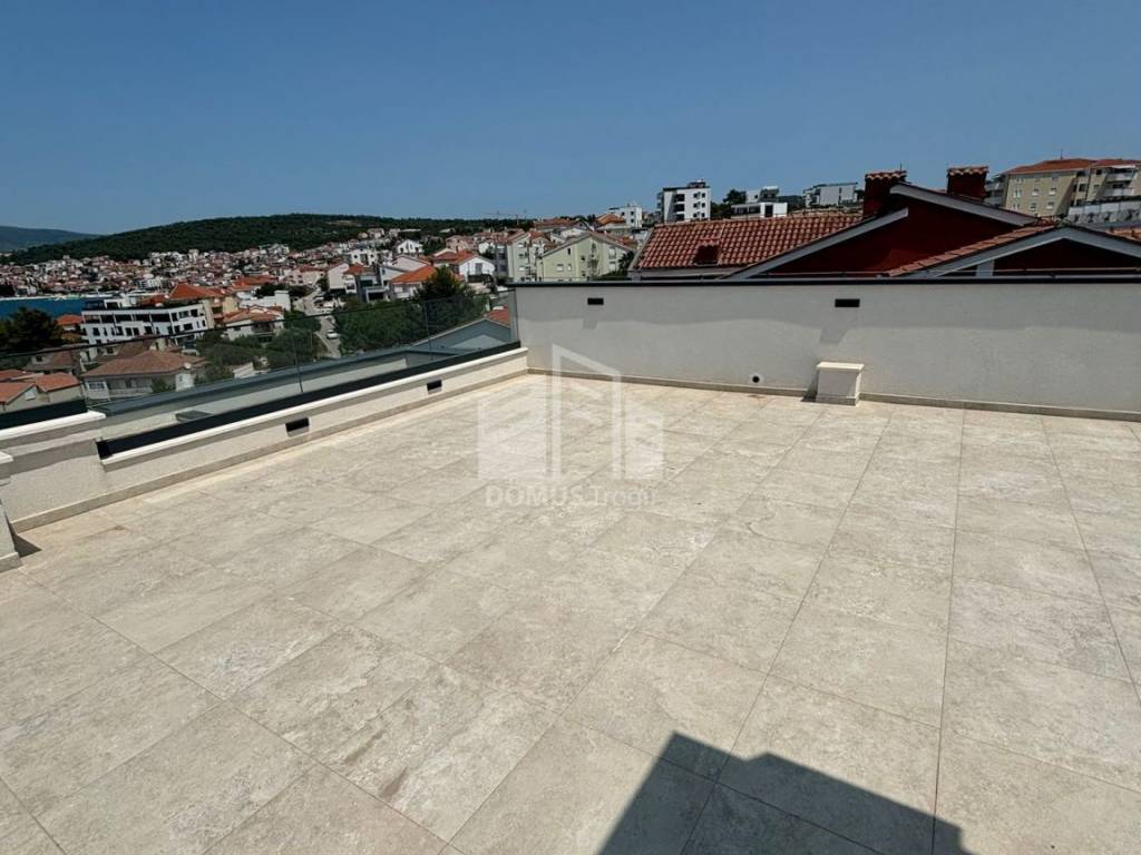 Stan u novogradnji, Prodaja, Okrug, Okrug Gornji