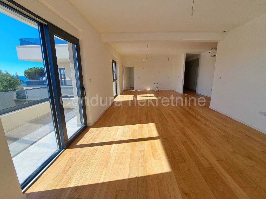 Apartman na moru, Prodaja, Privlaka, Privlaka