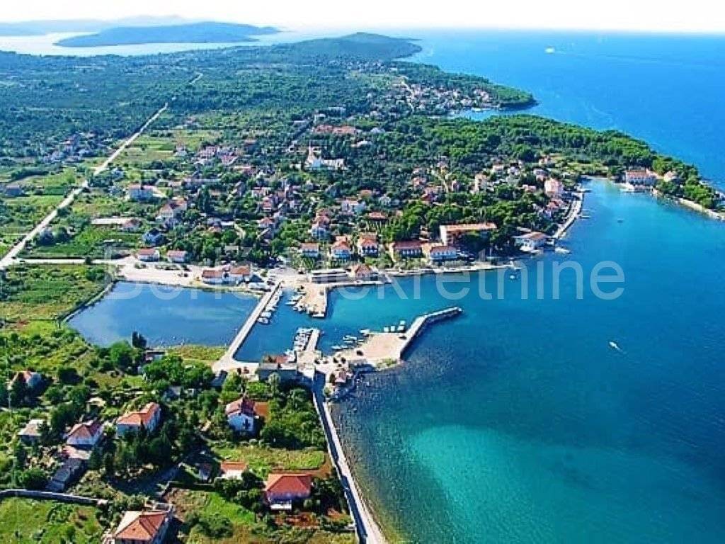 Građevinsko turističko, Prodaja, Privlaka, Privlaka