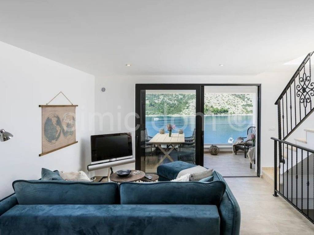 Apartman na moru, Prodaja, Marina, Vinišće