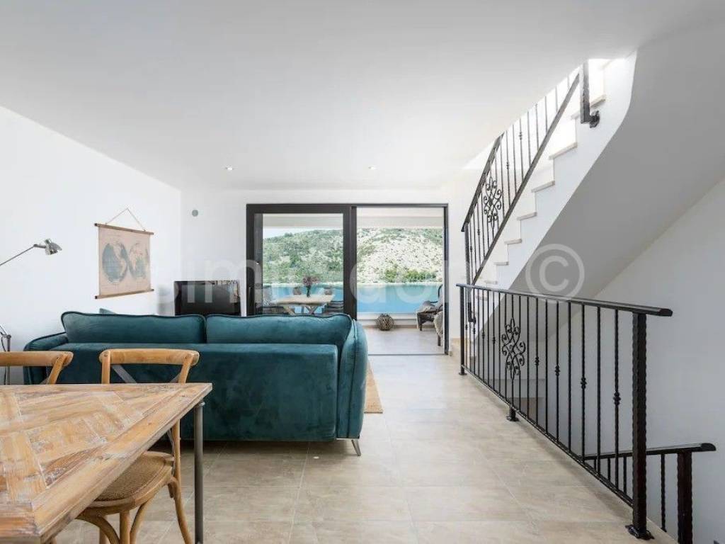 Apartman na moru, Prodaja, Marina, Vinišće
