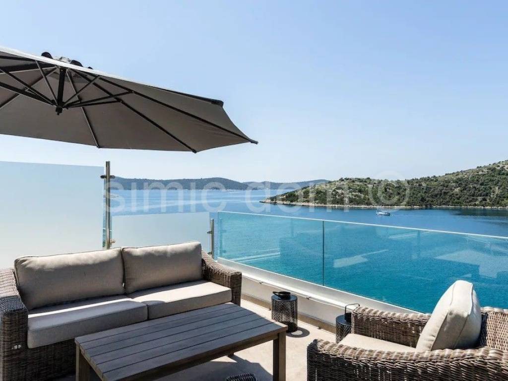 Apartman na moru, Prodaja, Marina, Vinišće