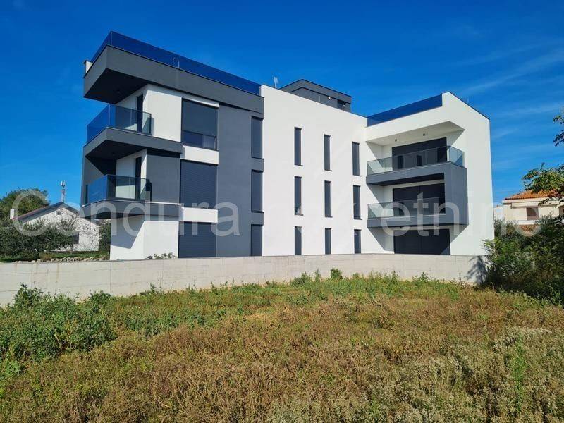 Apartman na moru, Prodaja, Vir, Vir