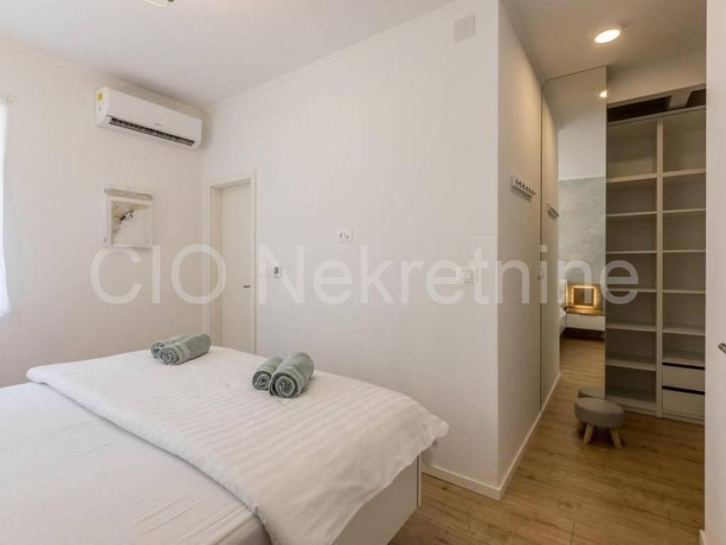 Stan u zgradi, Prodaja, Split, Split