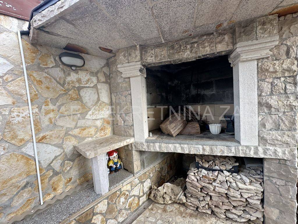 Samostojeća kuća, Prodaja, Ražanac, Ražanac