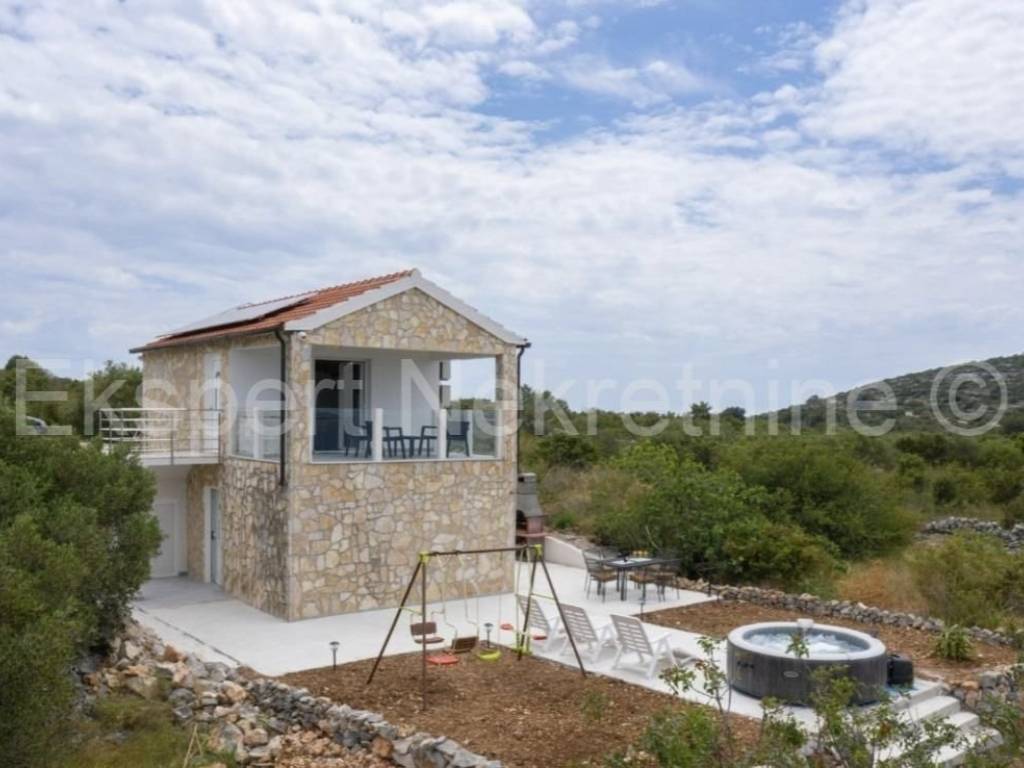 Samostojeća kuća, Prodaja, Trogir - Okolica, Drvenik Mali
