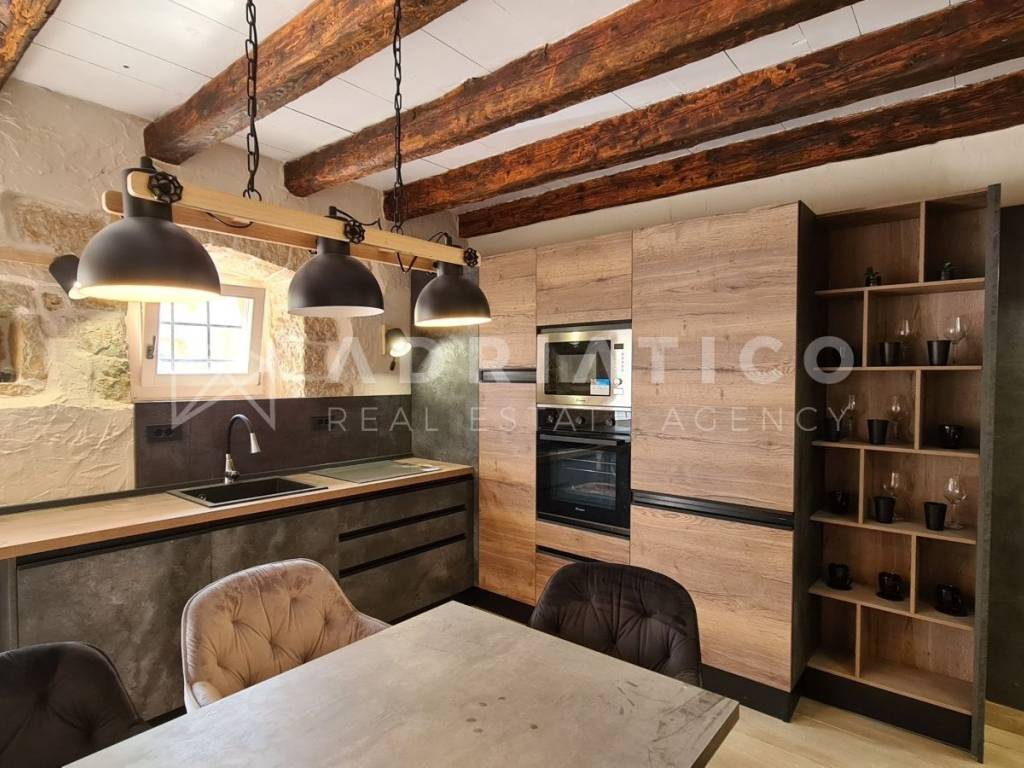 Kamena kuća, Prodaja, Višnjan, Markovac
