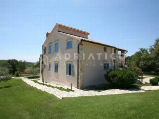 Stan u zgradi, Prodaja, Poreč, Fuškulin