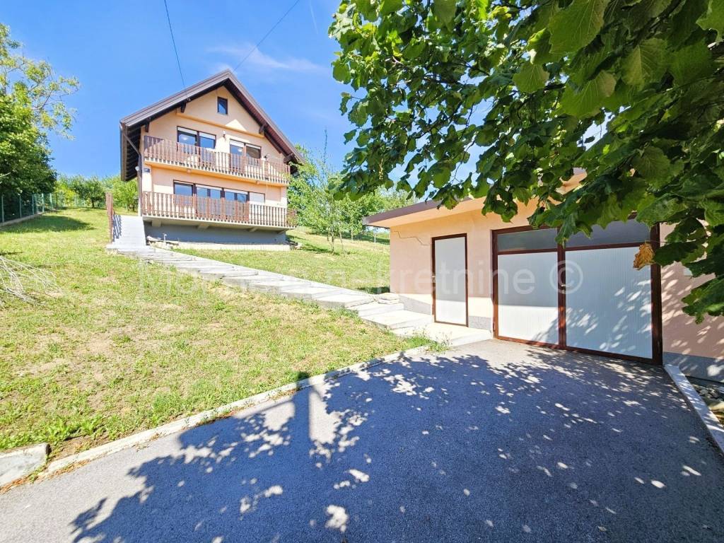 Samostojeća kuća, Prodaja, Zagreb, Sesvete