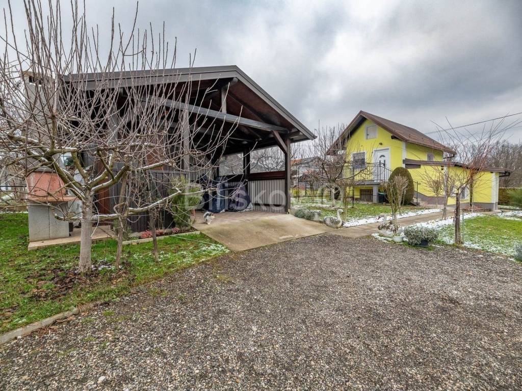 Samostojeća kuća, Prodaja, Dugo Selo - Okolica, Prozorje